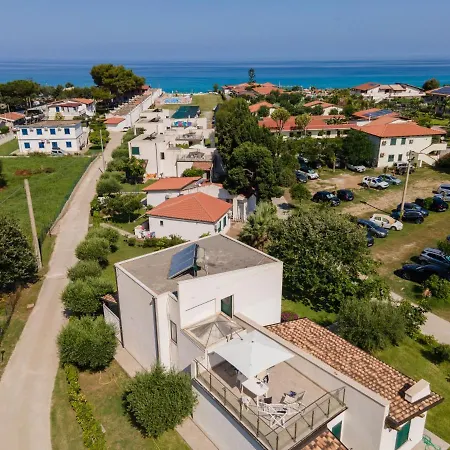 Comodo Comfort In Splendido Apartment Mandaradoni